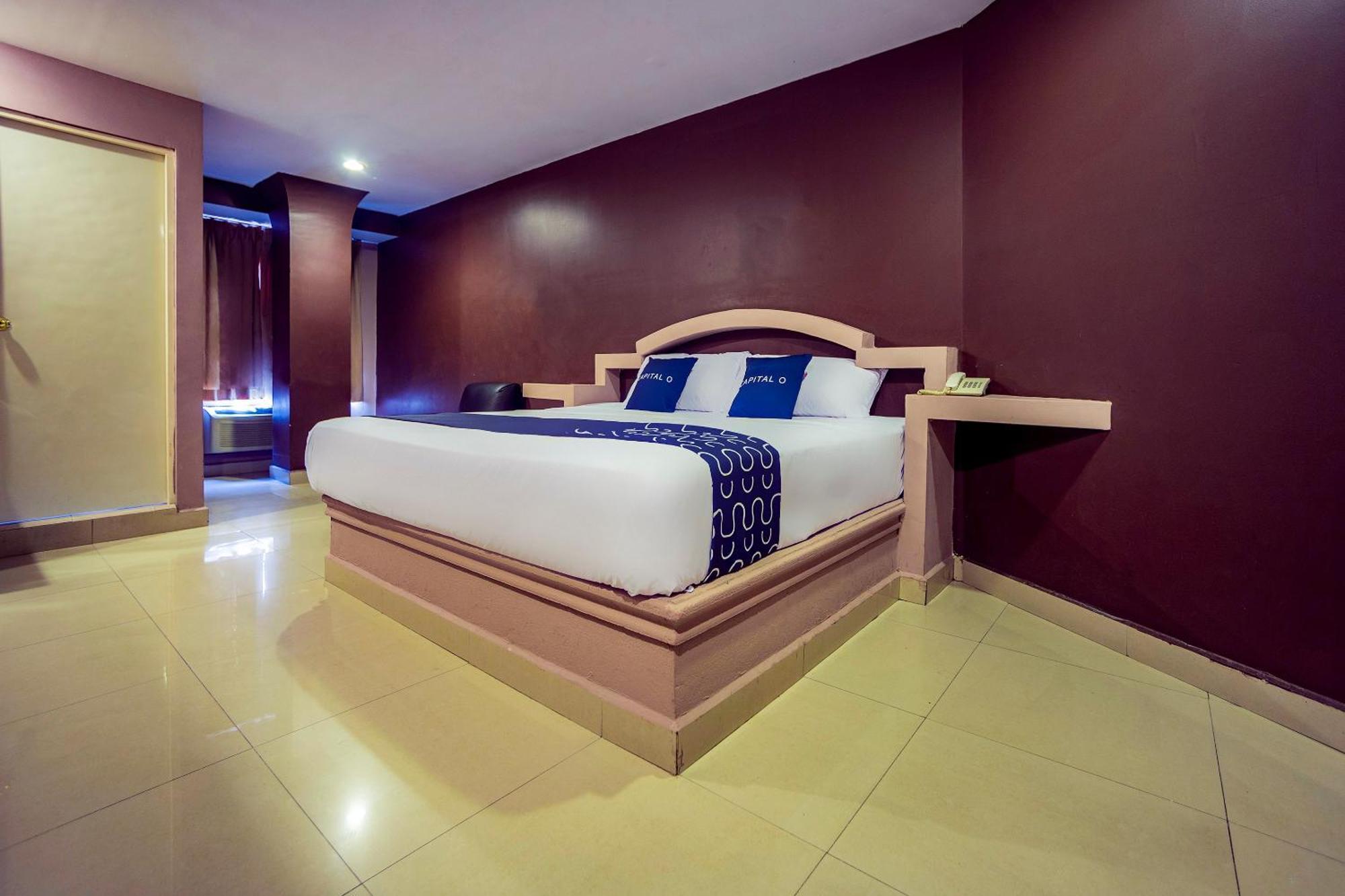 Capital O Diro, 4* Monterrey