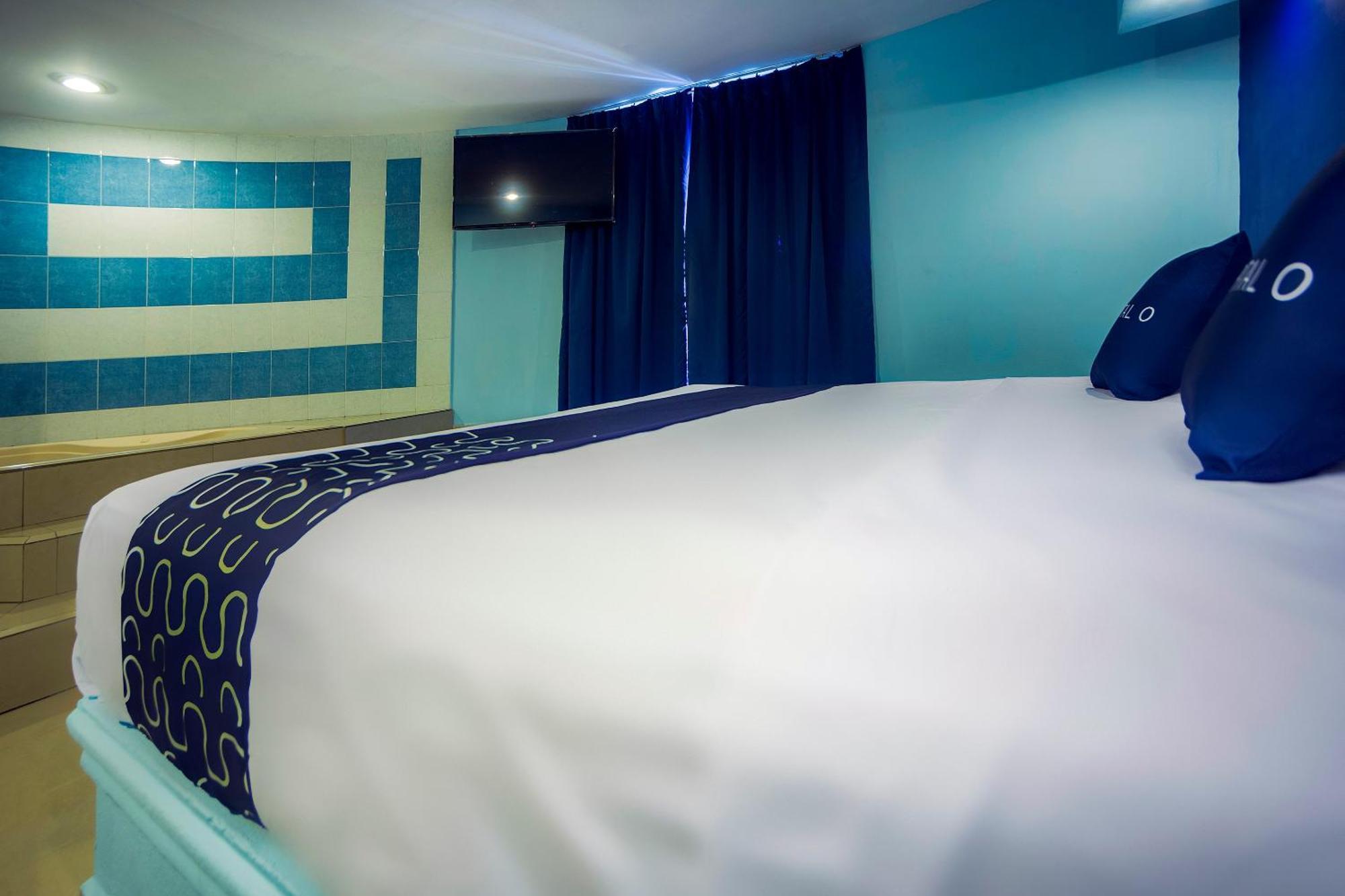 Hotel Capital O Diro, 4*